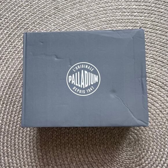 Palladium REVOLT LOW TX Sz Womens 8.5 - Picture 3 of 8